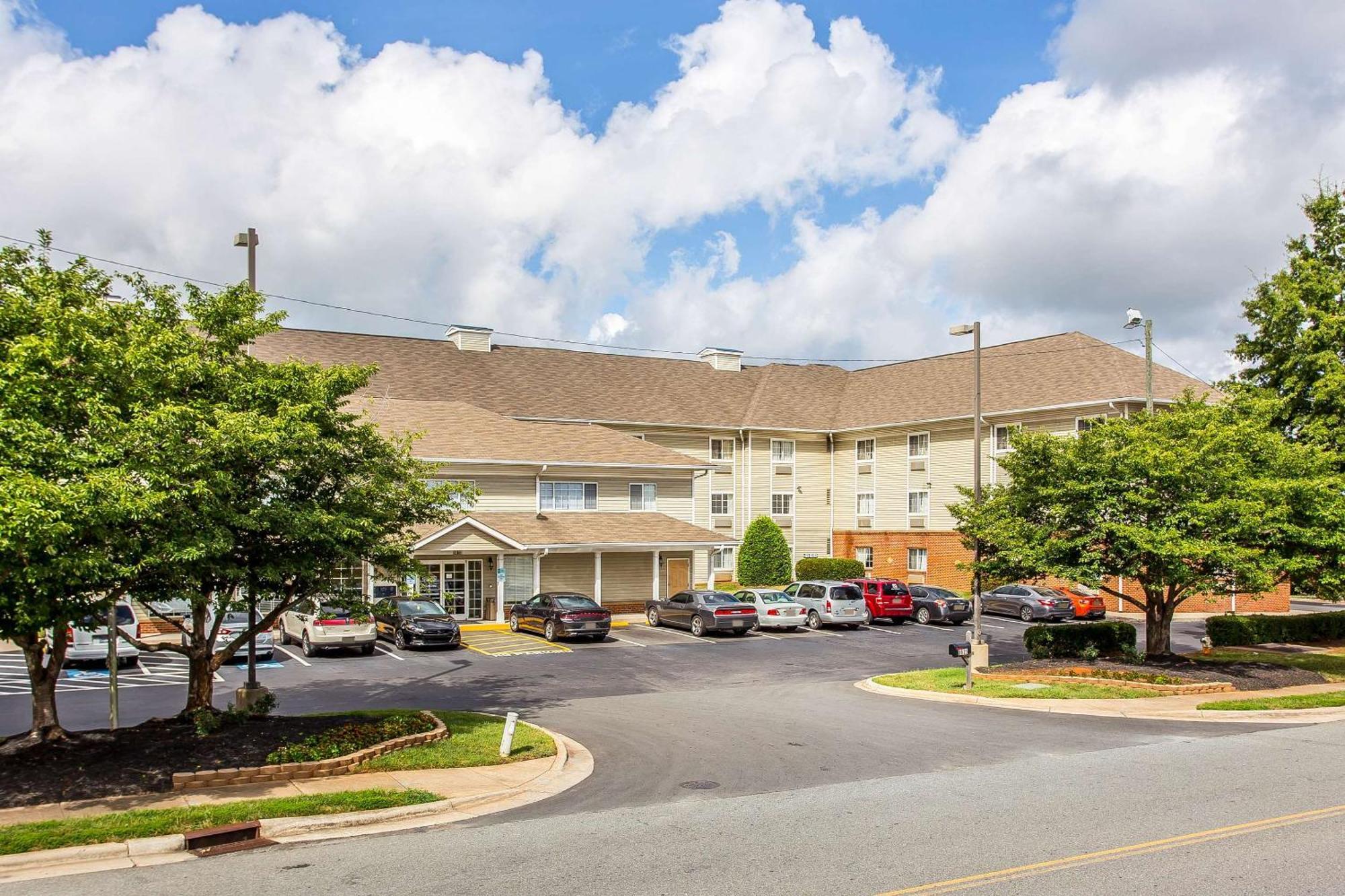 Suburban Studios Near University Of North Carolina-Charlotte Exteriér fotografie